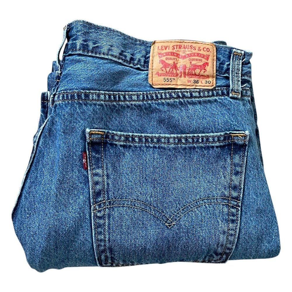 Levis 555 Mens 36x30 Relaxed Fit Straight Leg Medium Wash Denim Jeans CLEAN!